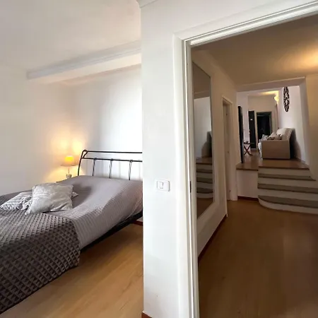 Lulu Bed & Dreams *